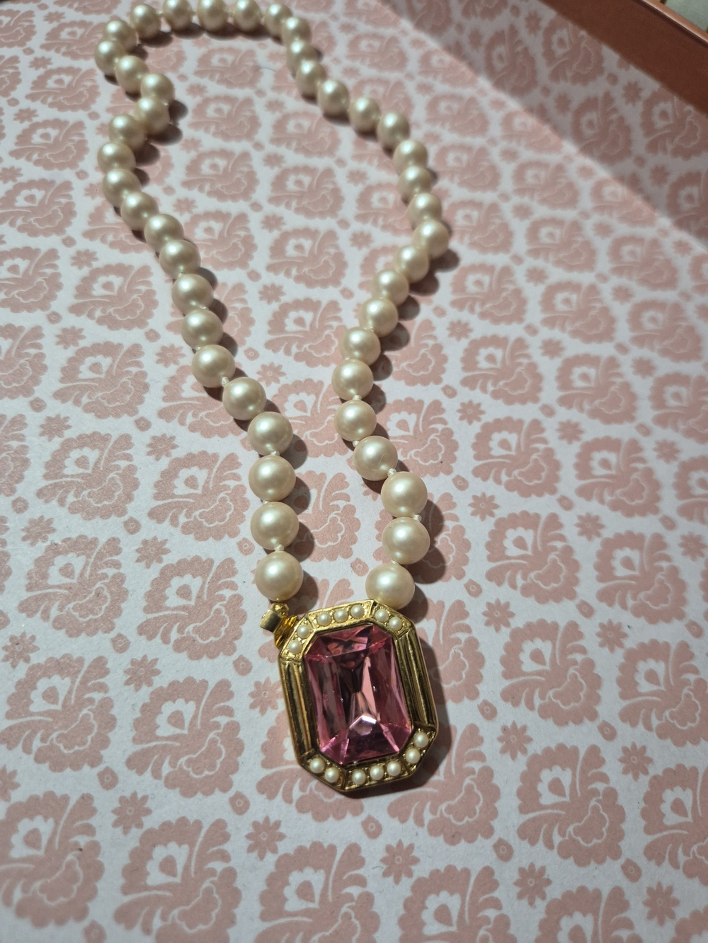 STUNNING!! Richelieu Pearl Necklace with Pink Gem Pendant